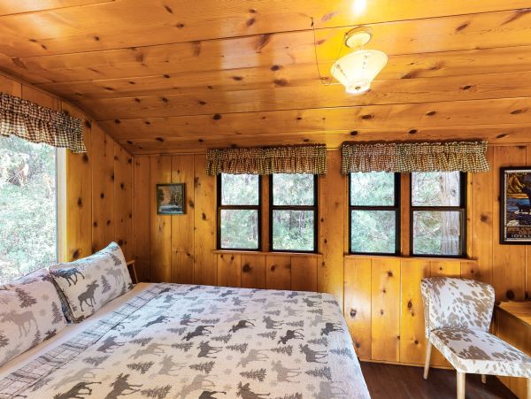 Palm Springs Home 984276