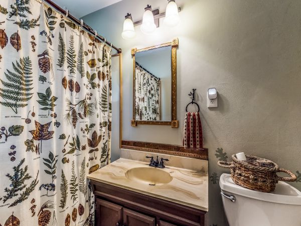 Palm Springs Home 984277
