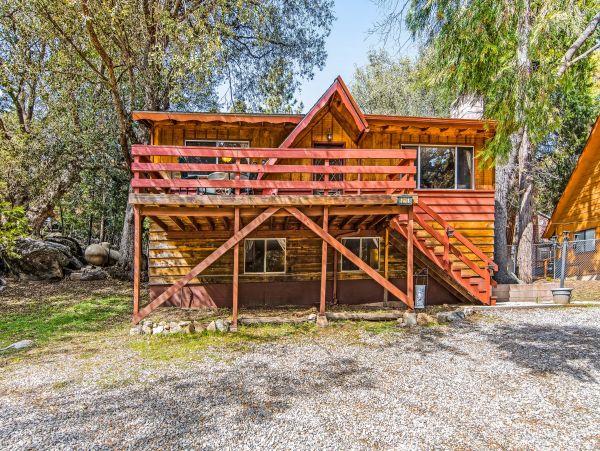 Palm Springs Home 984277