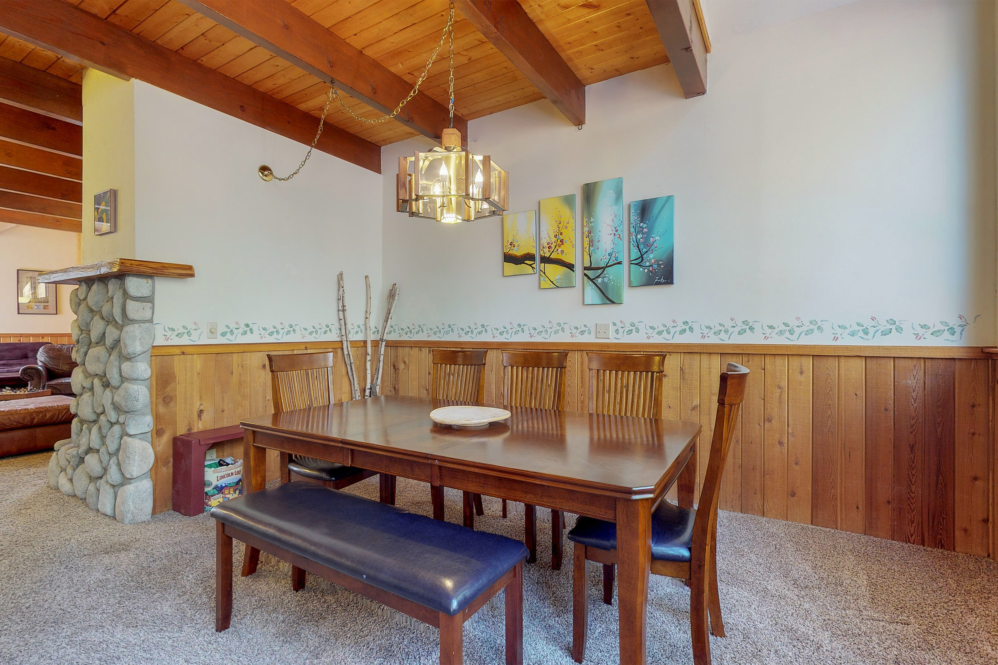 Palm Springs Home 984278