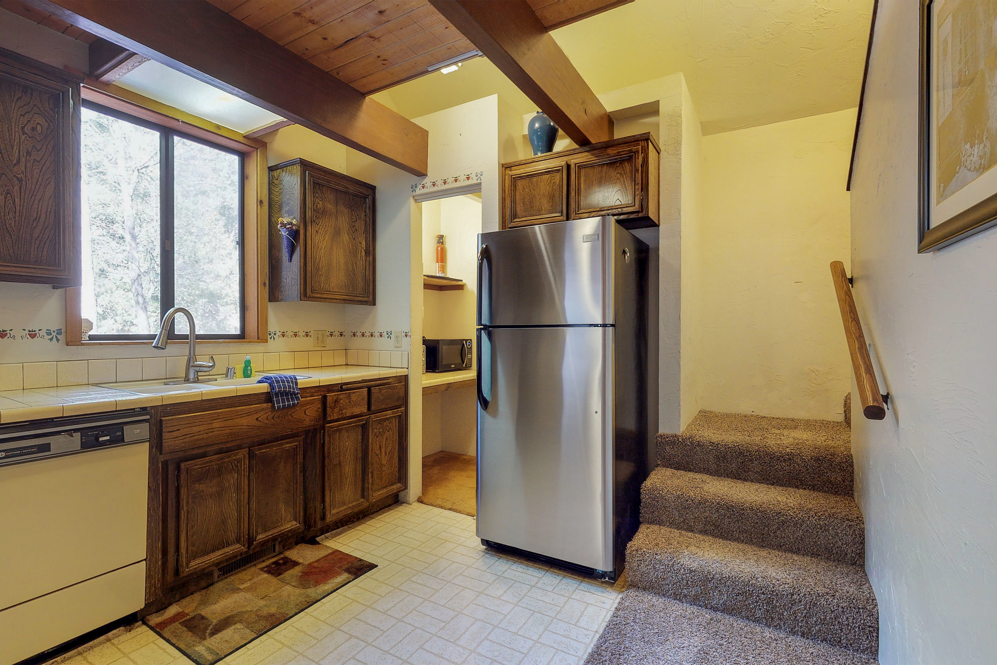 Palm Springs Home 984278