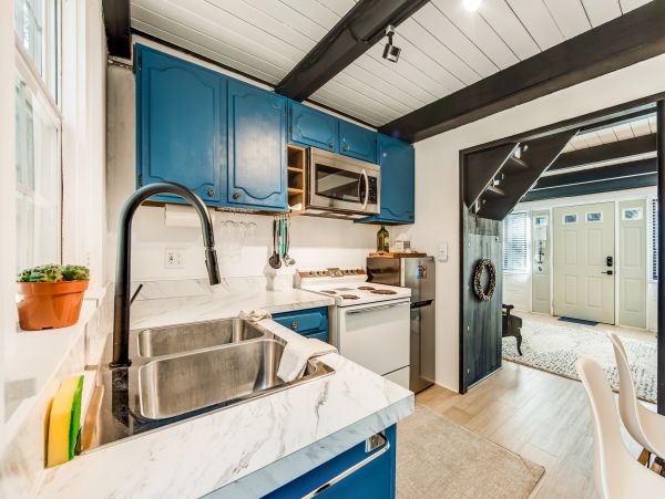 Palm Springs Home 984279