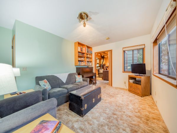 Palm Springs Home 984282
