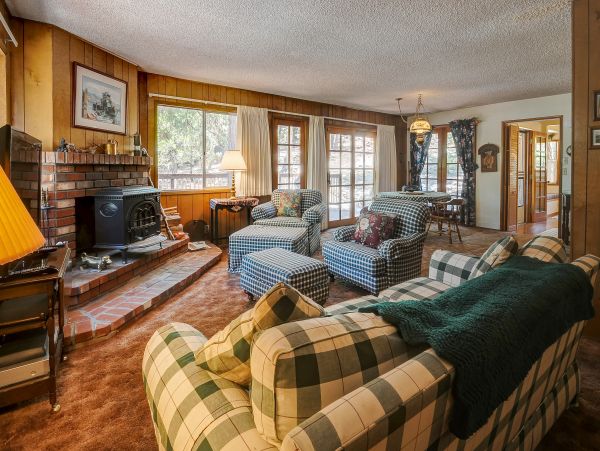 Palm Springs Home 984287