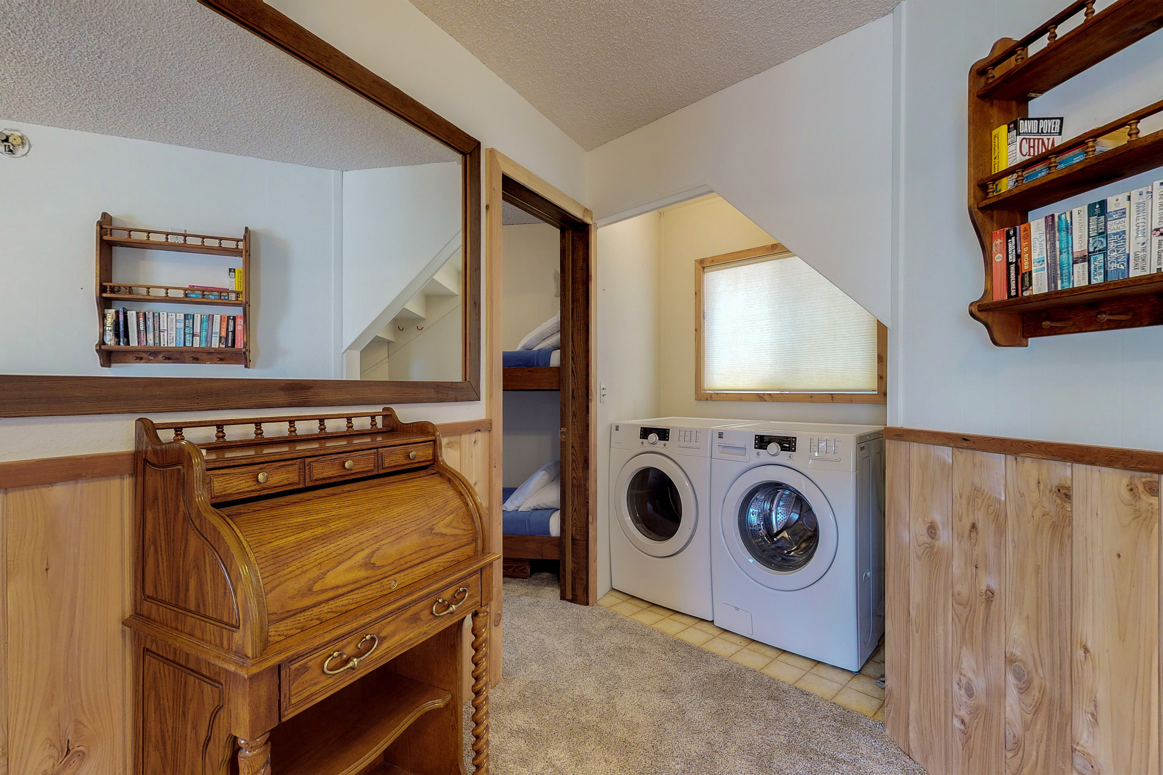 Palm Springs Home 984292