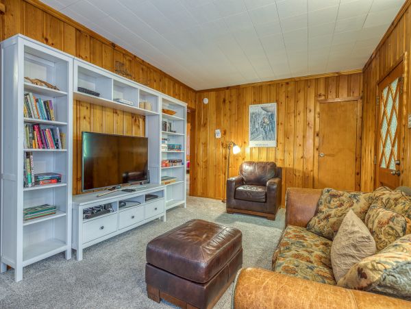 Palm Springs Home 984293