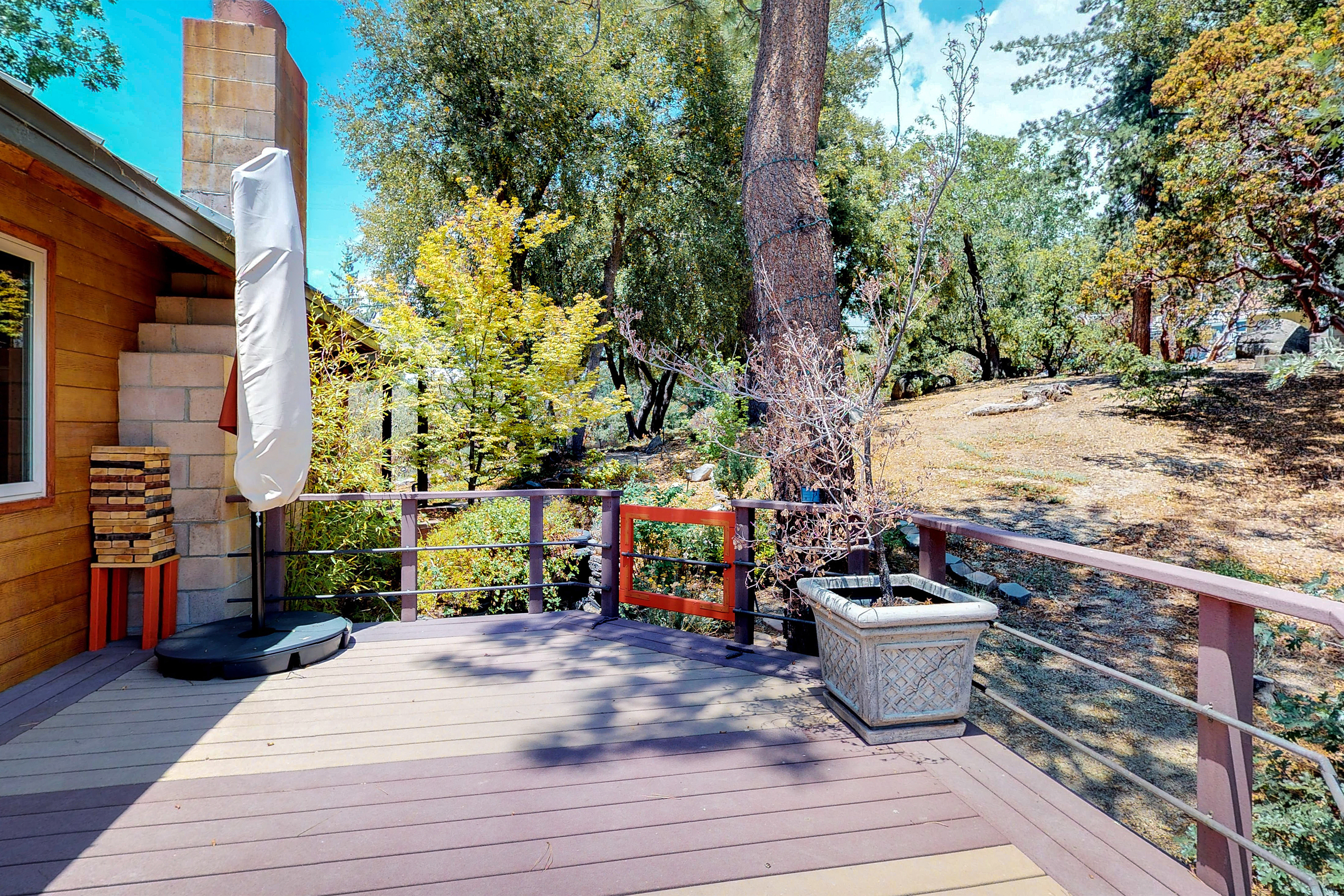 Palm Springs Home 984294