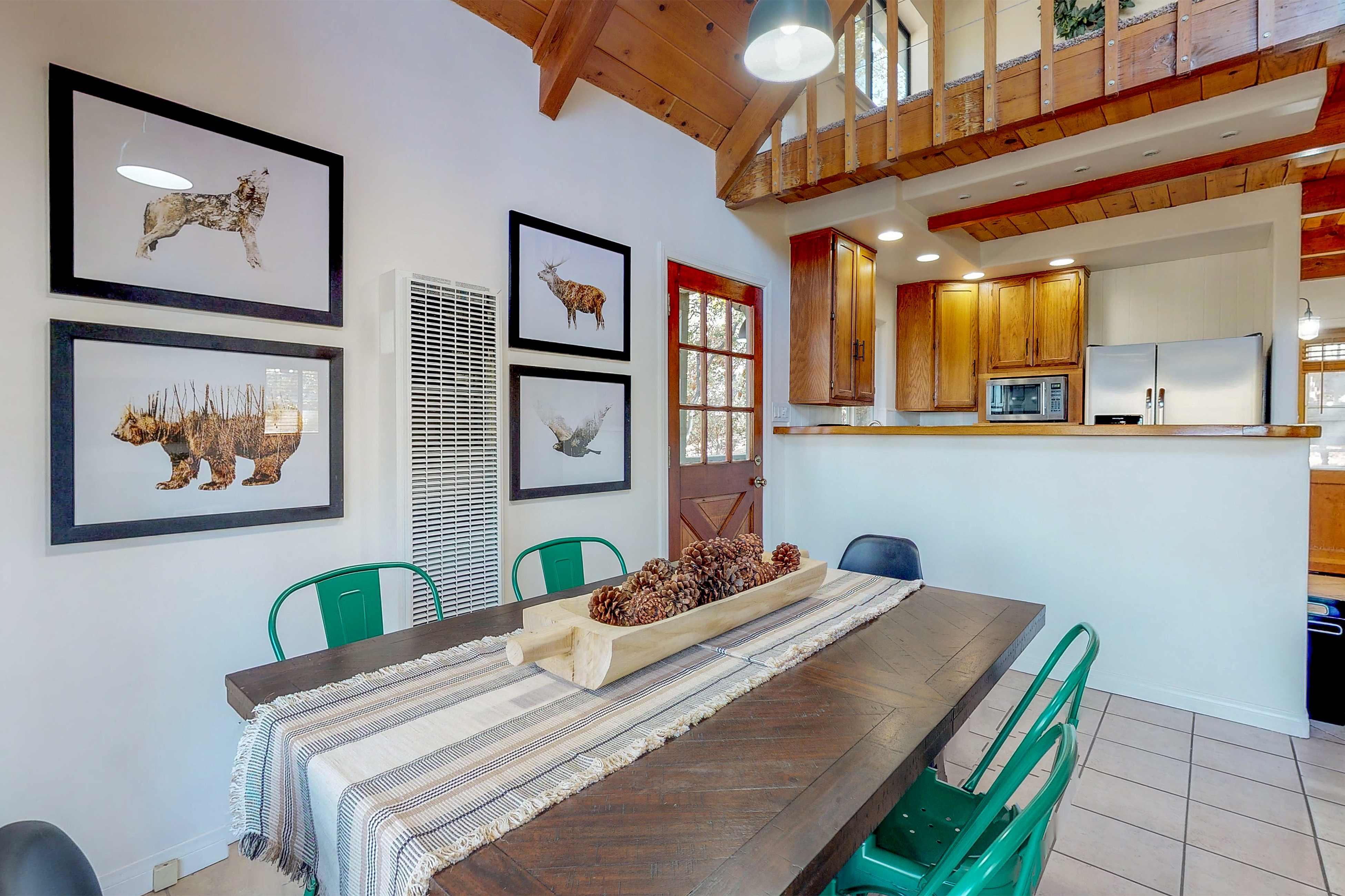 Palm Springs Home 984295