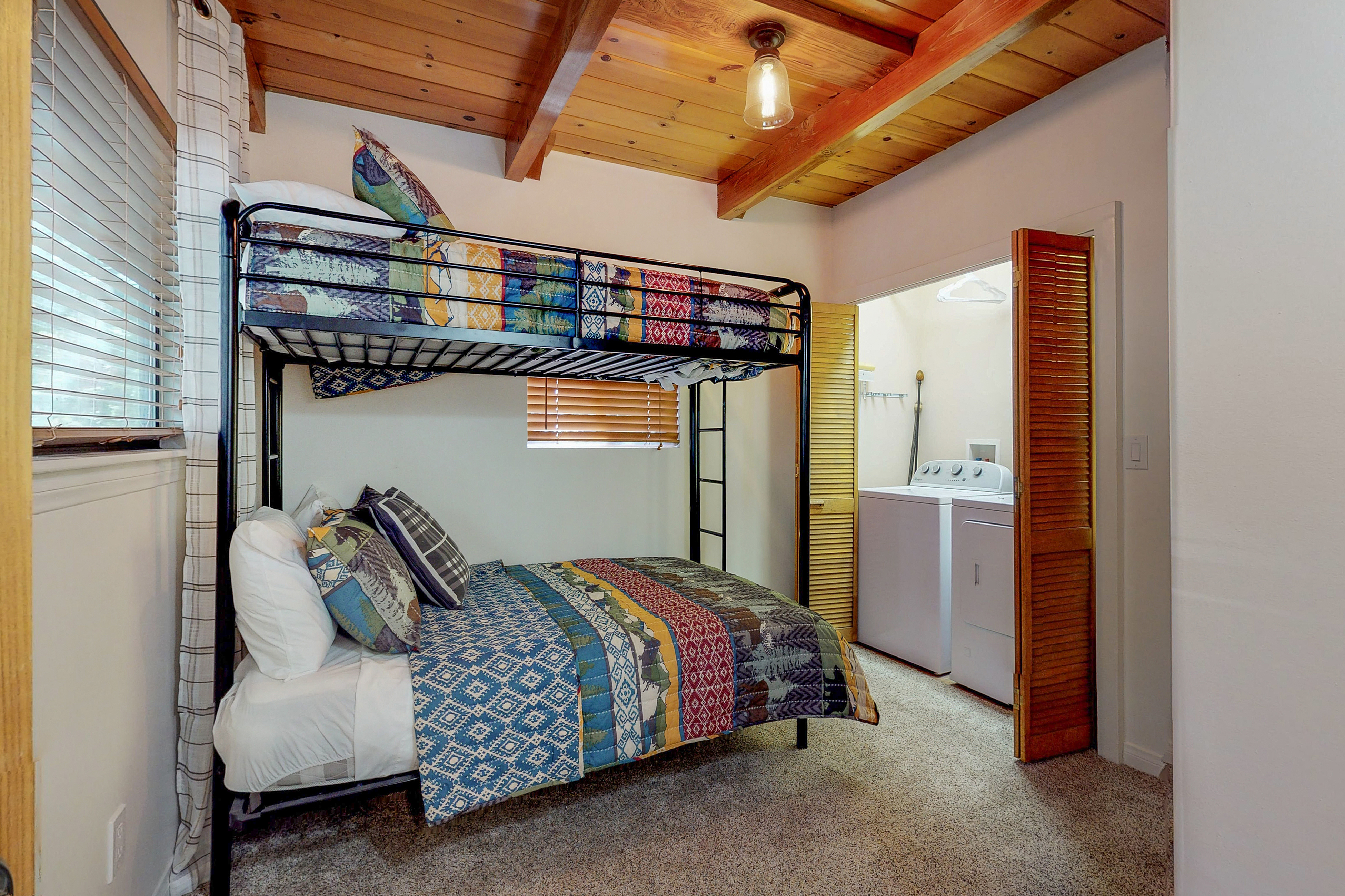 Palm Springs Home 984295