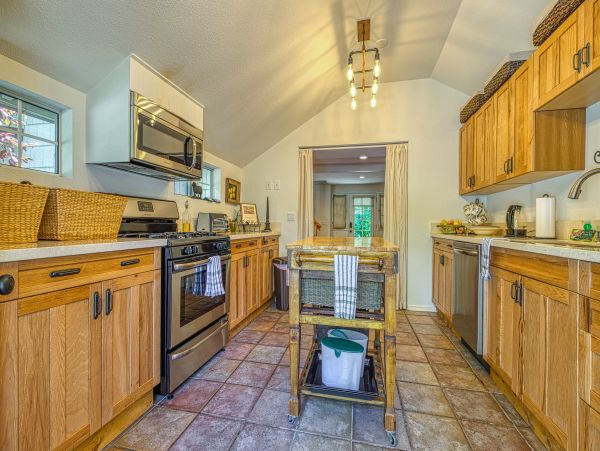 Palm Springs Home 984296