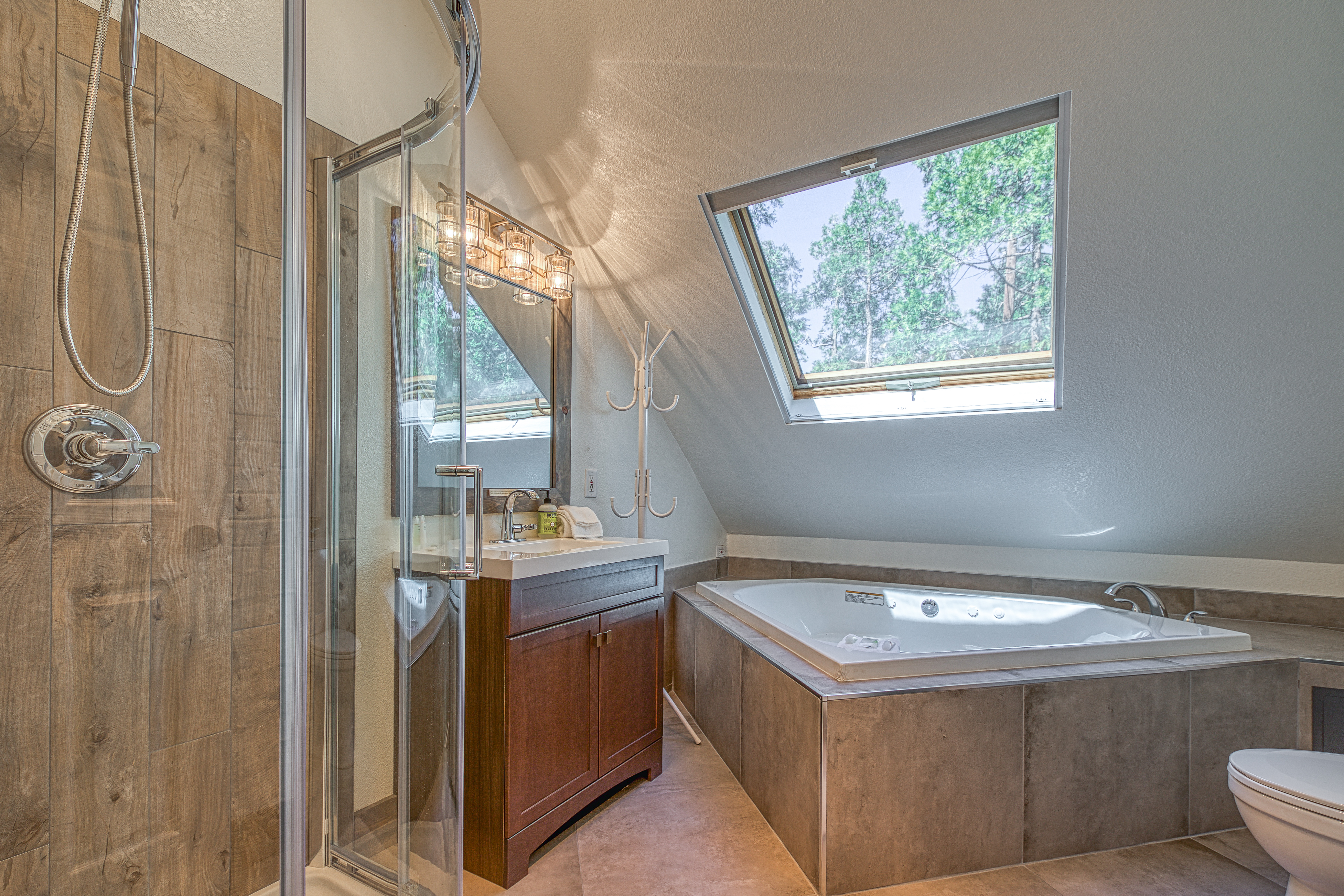 Palm Springs Home 984296