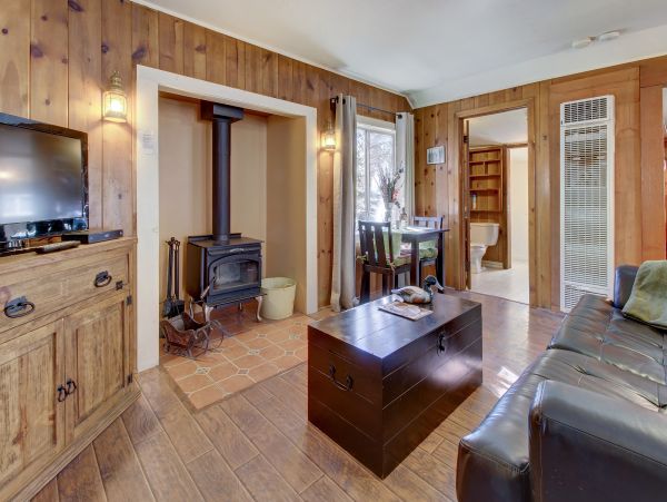 Palm Springs Home 984297