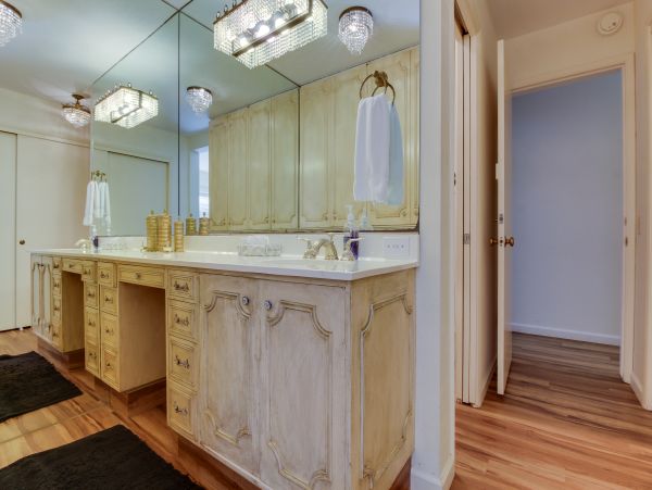 Santa Barbara County Home 984302