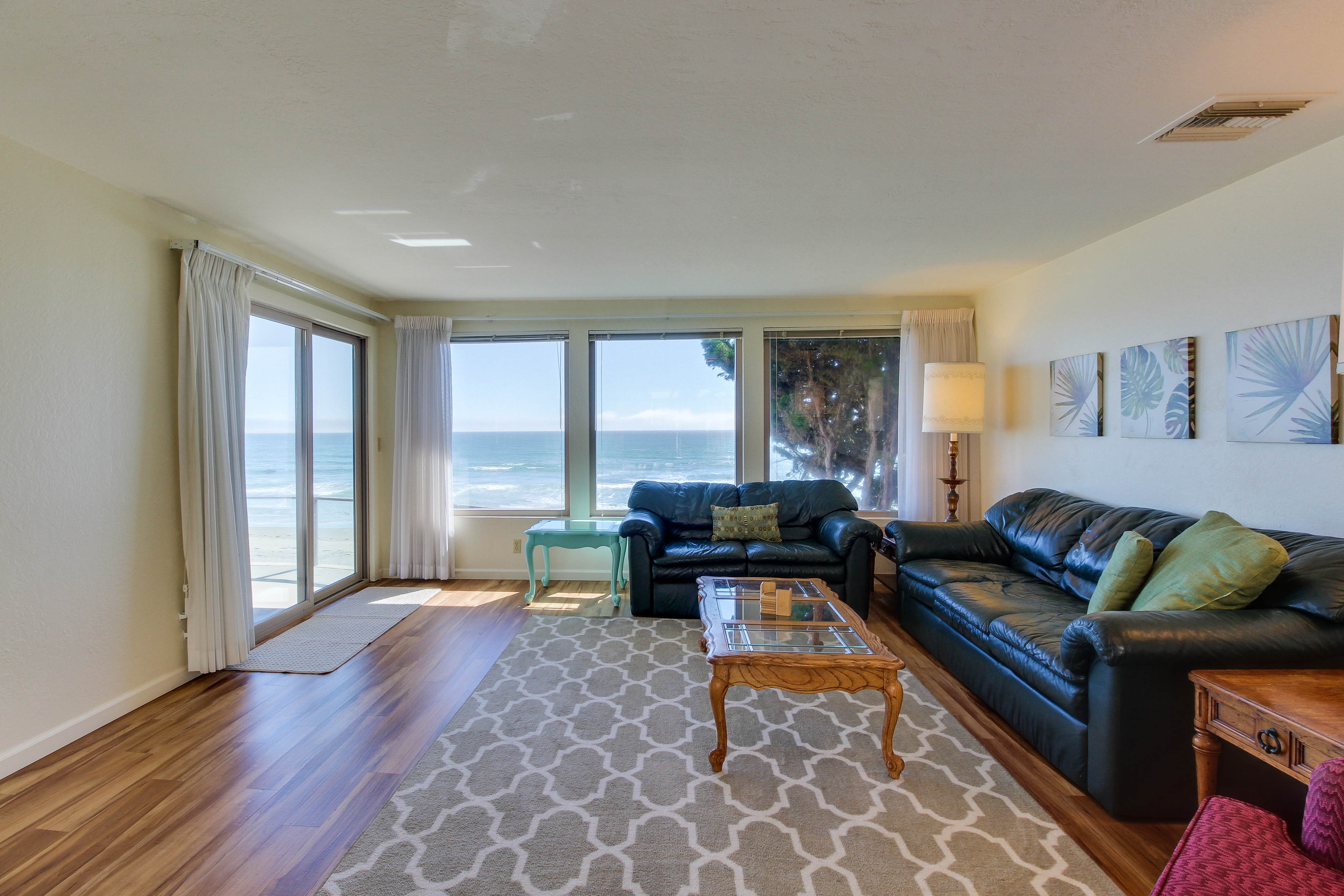 Santa Barbara County Home 984302