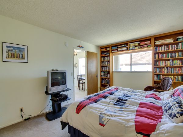Santa Barbara County Home 984303
