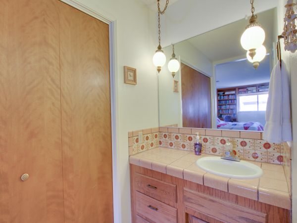 Santa Barbara County Home 984303