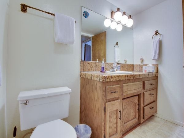 Santa Barbara County Home 984303