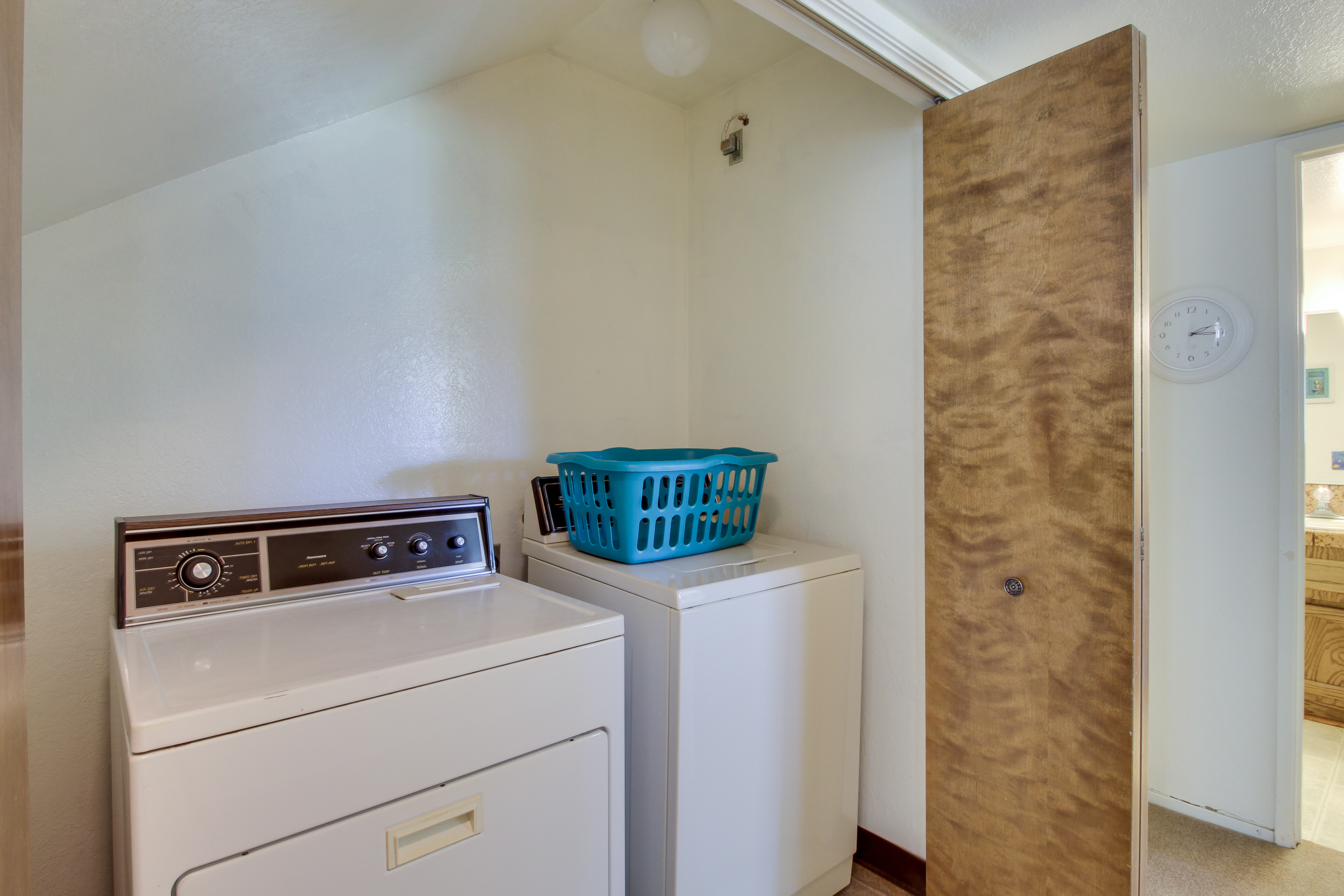 Santa Barbara County Home 984303