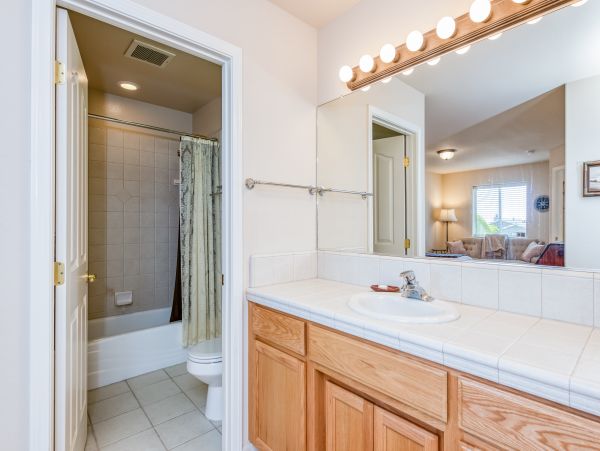 Santa Barbara County Home 984304