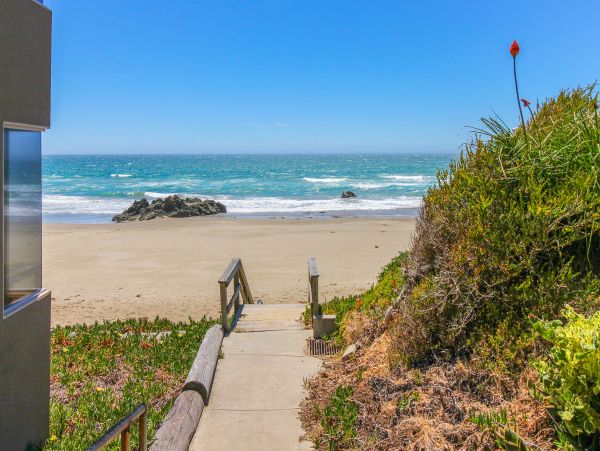 Santa Barbara County Home 984306