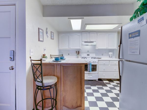 Santa Barbara County Home 984306