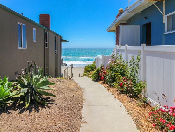Santa Barbara County Home 984306