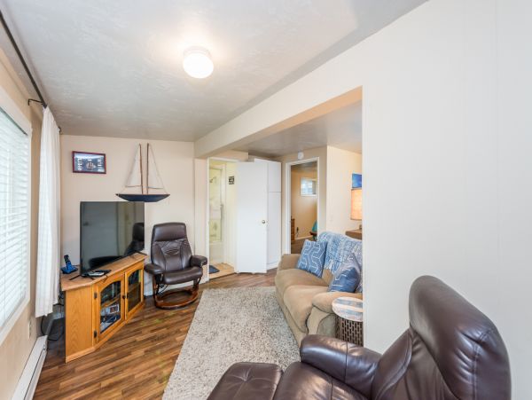Santa Barbara County Home 984307
