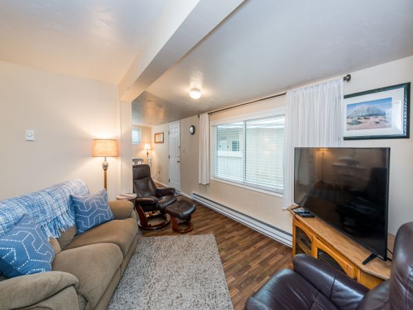 Santa Barbara County Home 984307