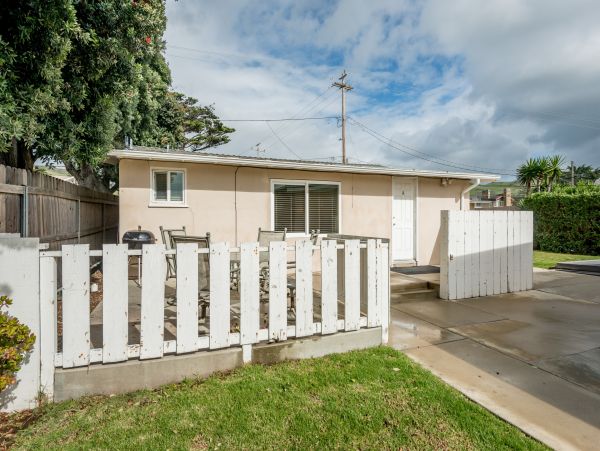 Santa Barbara County Home 984307