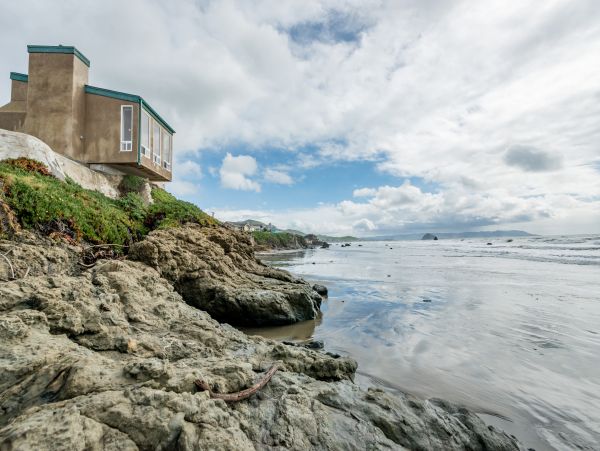 Santa Barbara County Home 984308