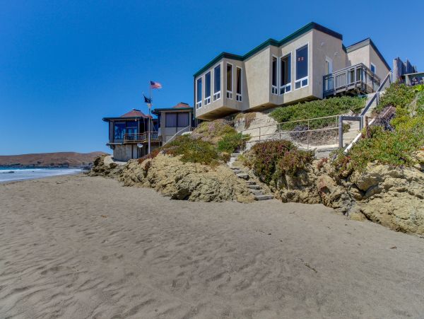 Santa Barbara County Home 984308