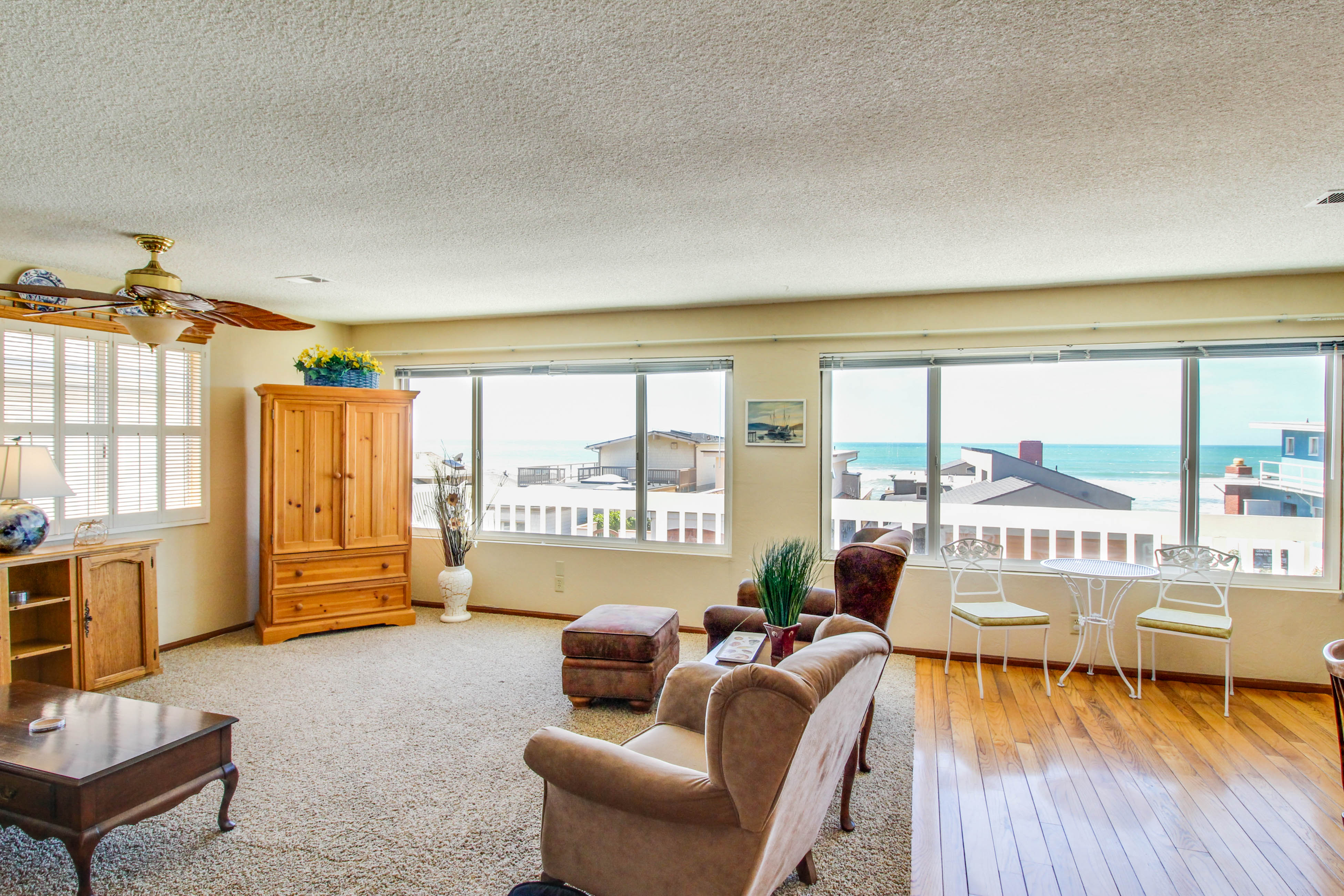 Santa Barbara County Home 984309