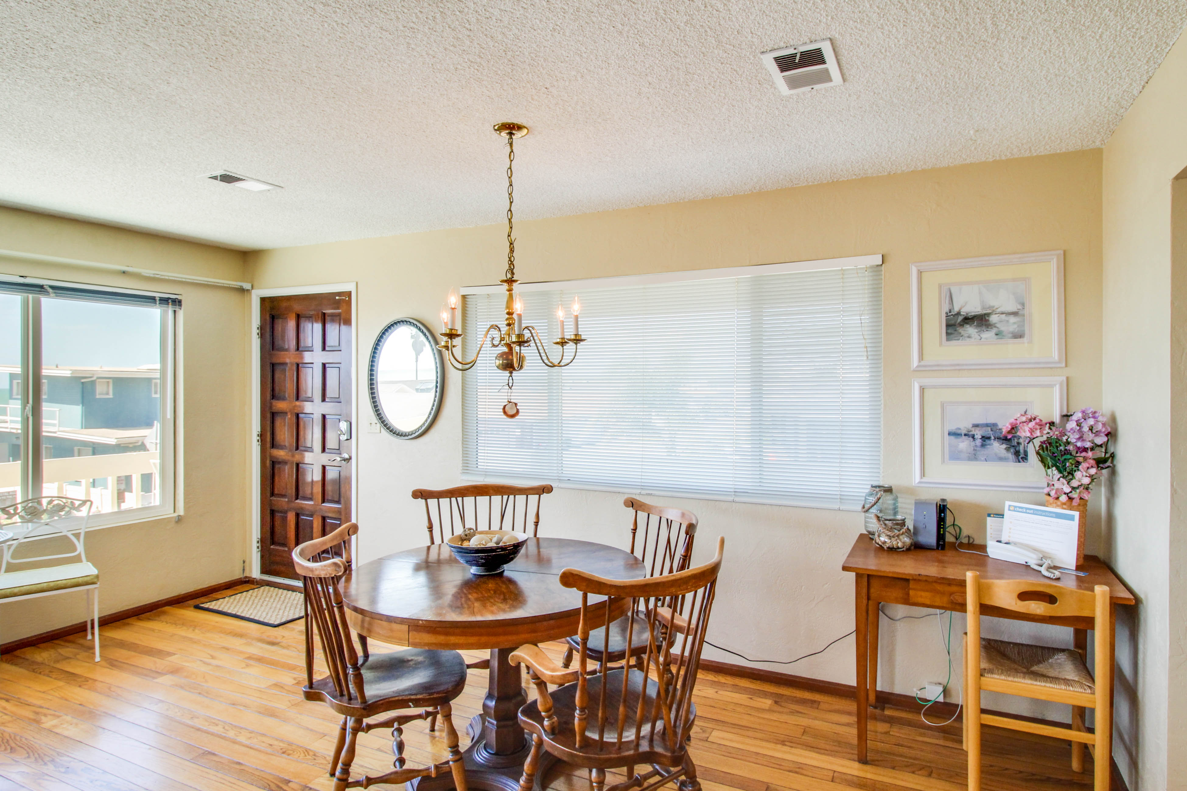 Santa Barbara County Home 984310
