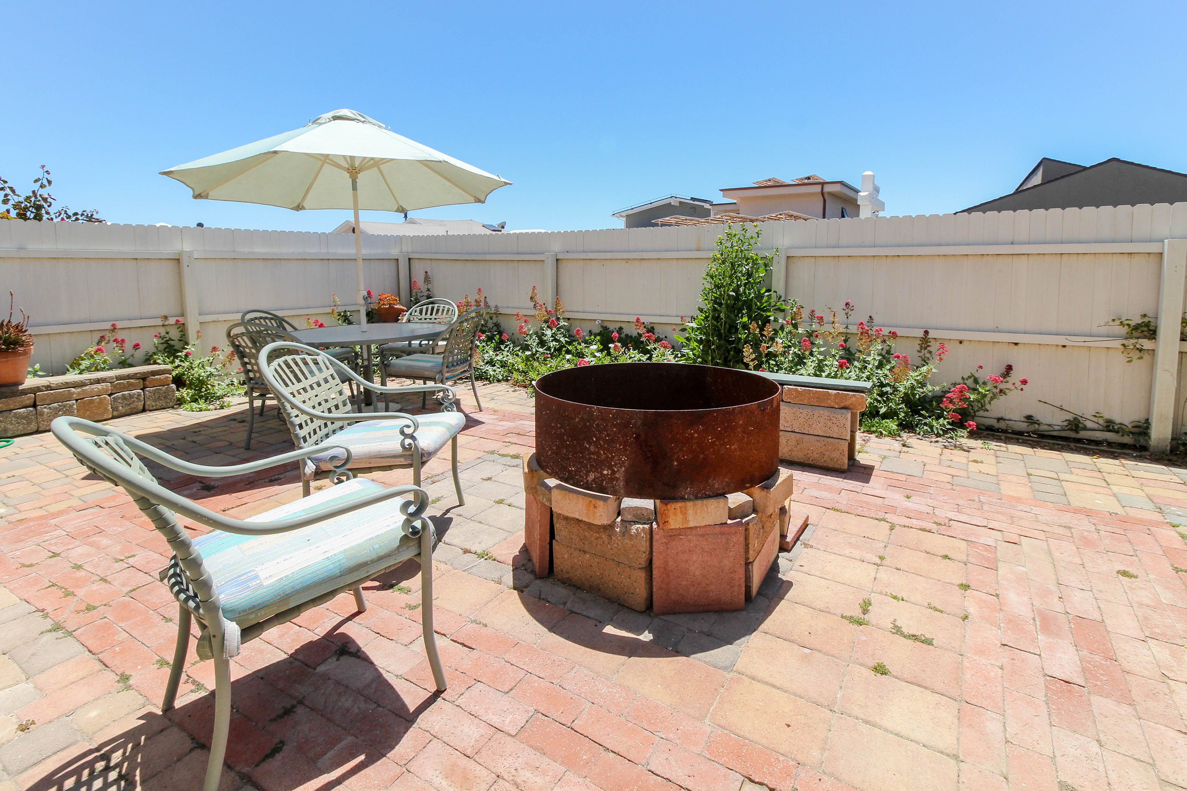 Santa Barbara County Home 984310