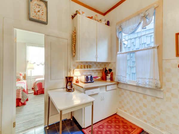 Santa Barbara County Home 984311