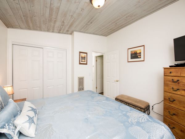 Santa Barbara County Home 984312