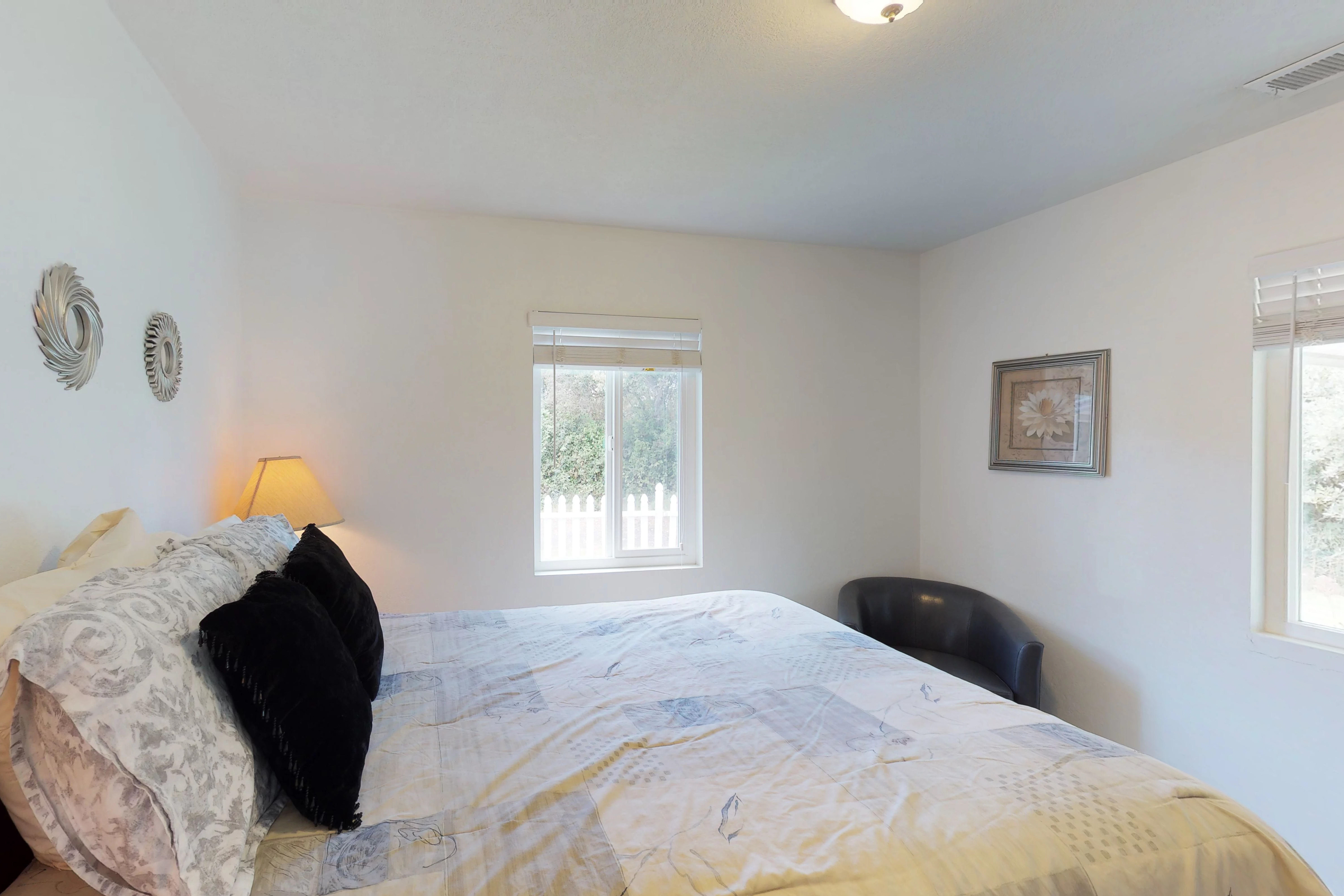 Santa Barbara County Home 984316