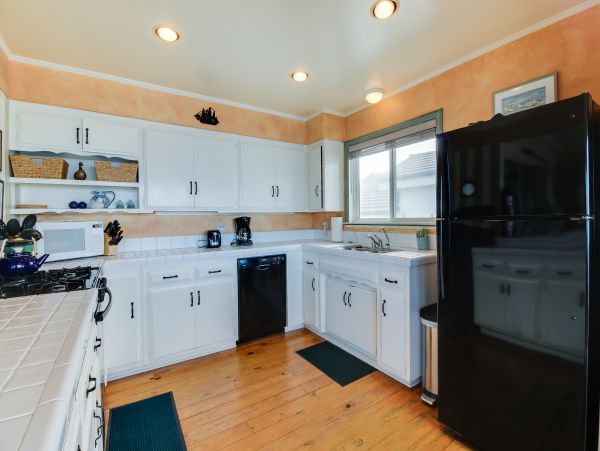 Santa Barbara County Home 984317
