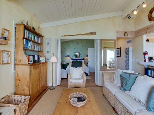 Santa Barbara County Home 984317