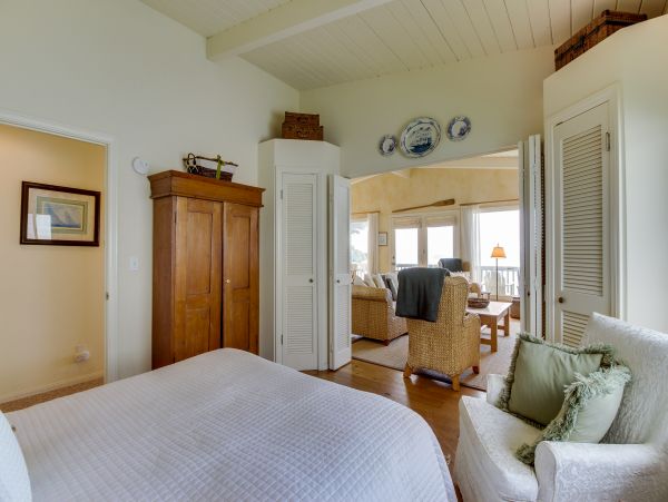 Santa Barbara County Home 984317