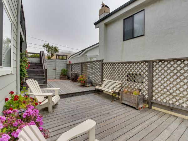 Santa Barbara County Home 984317
