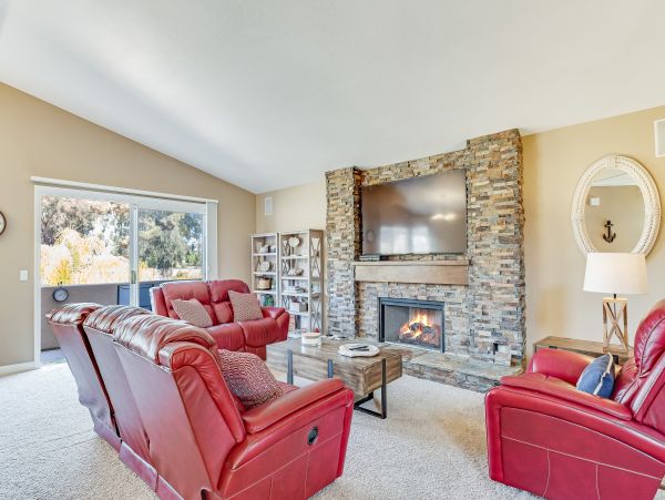 Santa Barbara County Home 984318