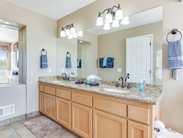 Santa Barbara County Home 984318