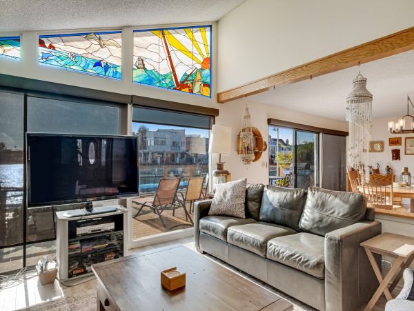 Santa Barbara County Home 984320