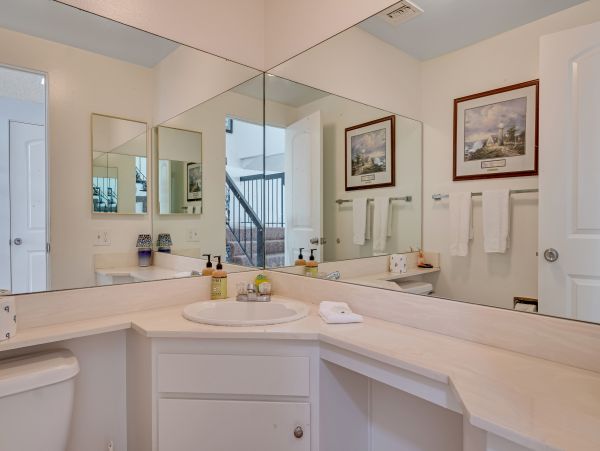 Santa Barbara County Home 984320