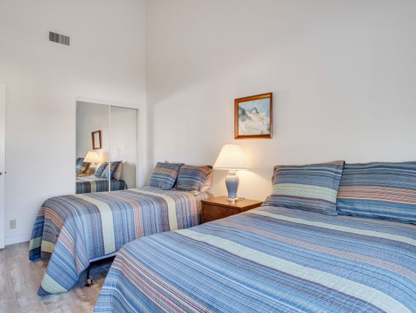 Santa Barbara County Home 984320