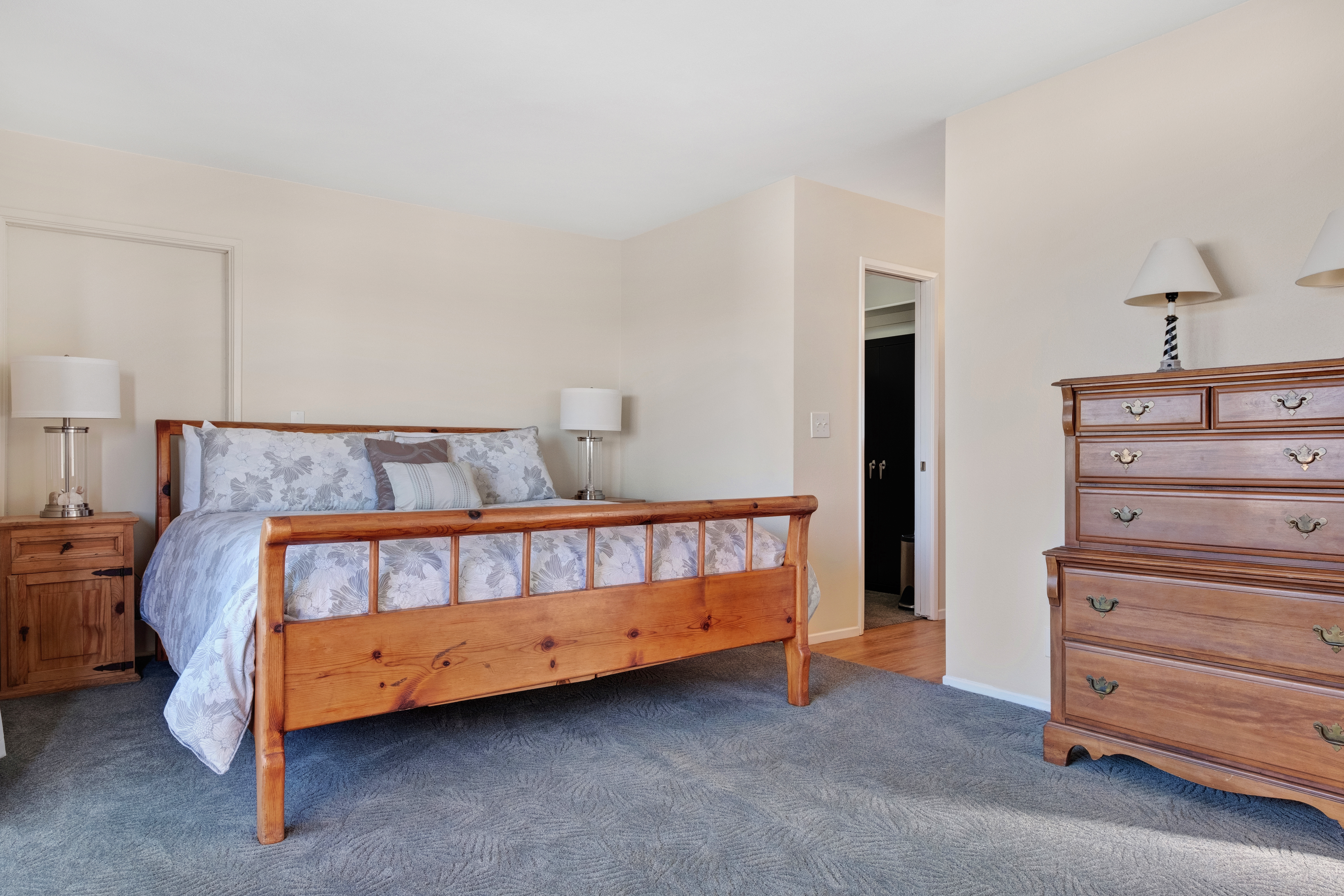 Santa Barbara County Home 984321