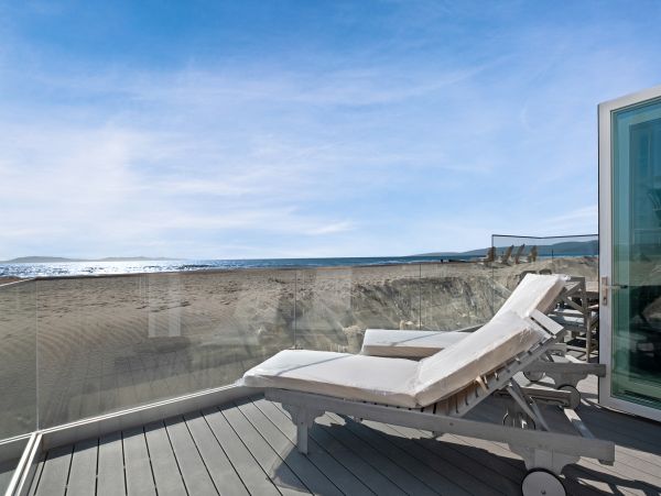 Santa Barbara County Home 984322
