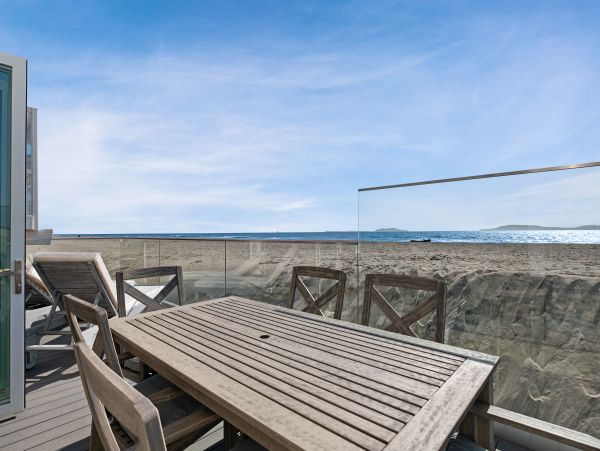 Santa Barbara County Home 984322