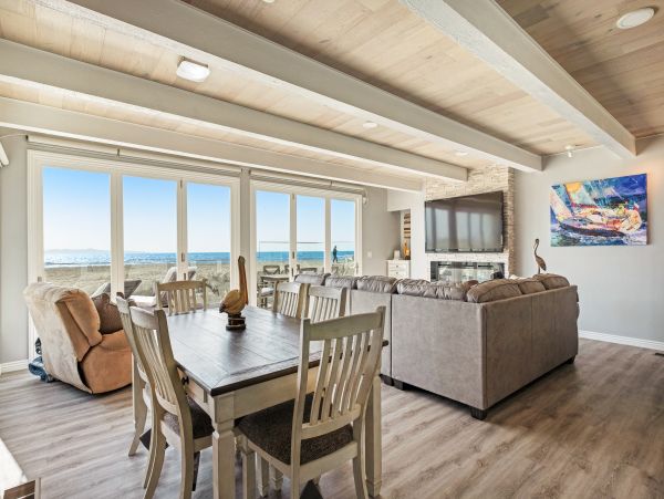 Santa Barbara County Home 984322